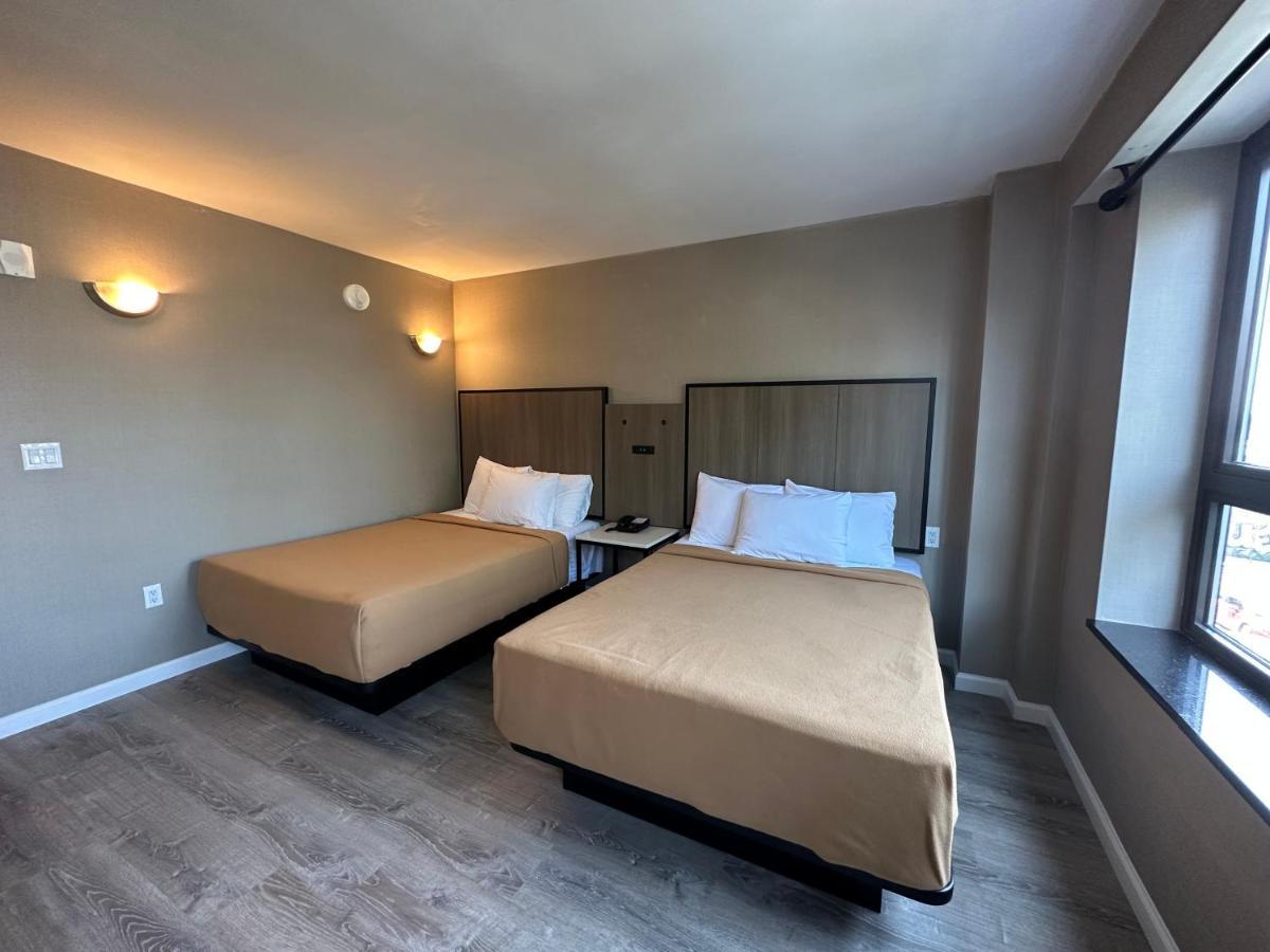 Regal Inn & Suites New York Laguardia Hotel 외부 사진