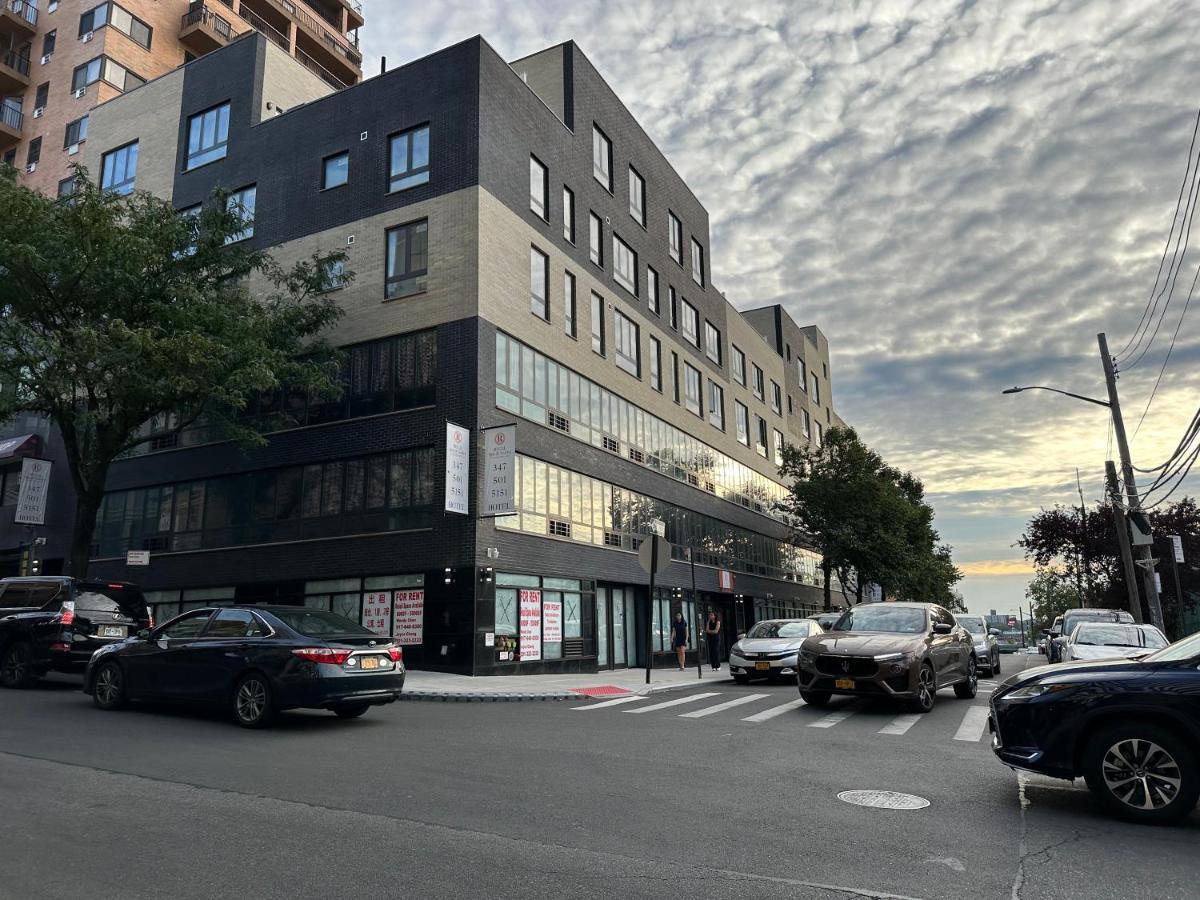 Regal Inn & Suites New York Laguardia Hotel 외부 사진